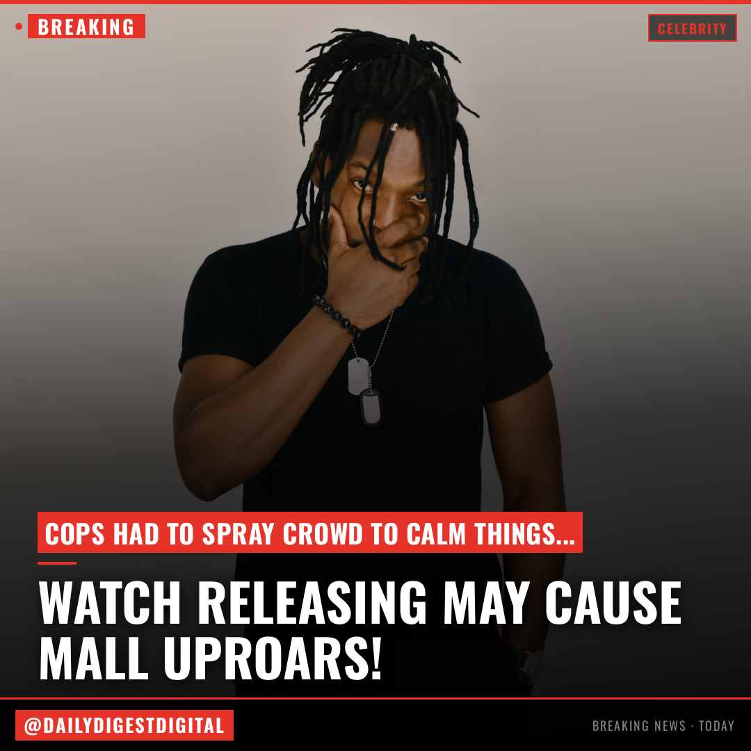 New York Cops Pepper Spray Packed Mall Crowd Over Watch Release