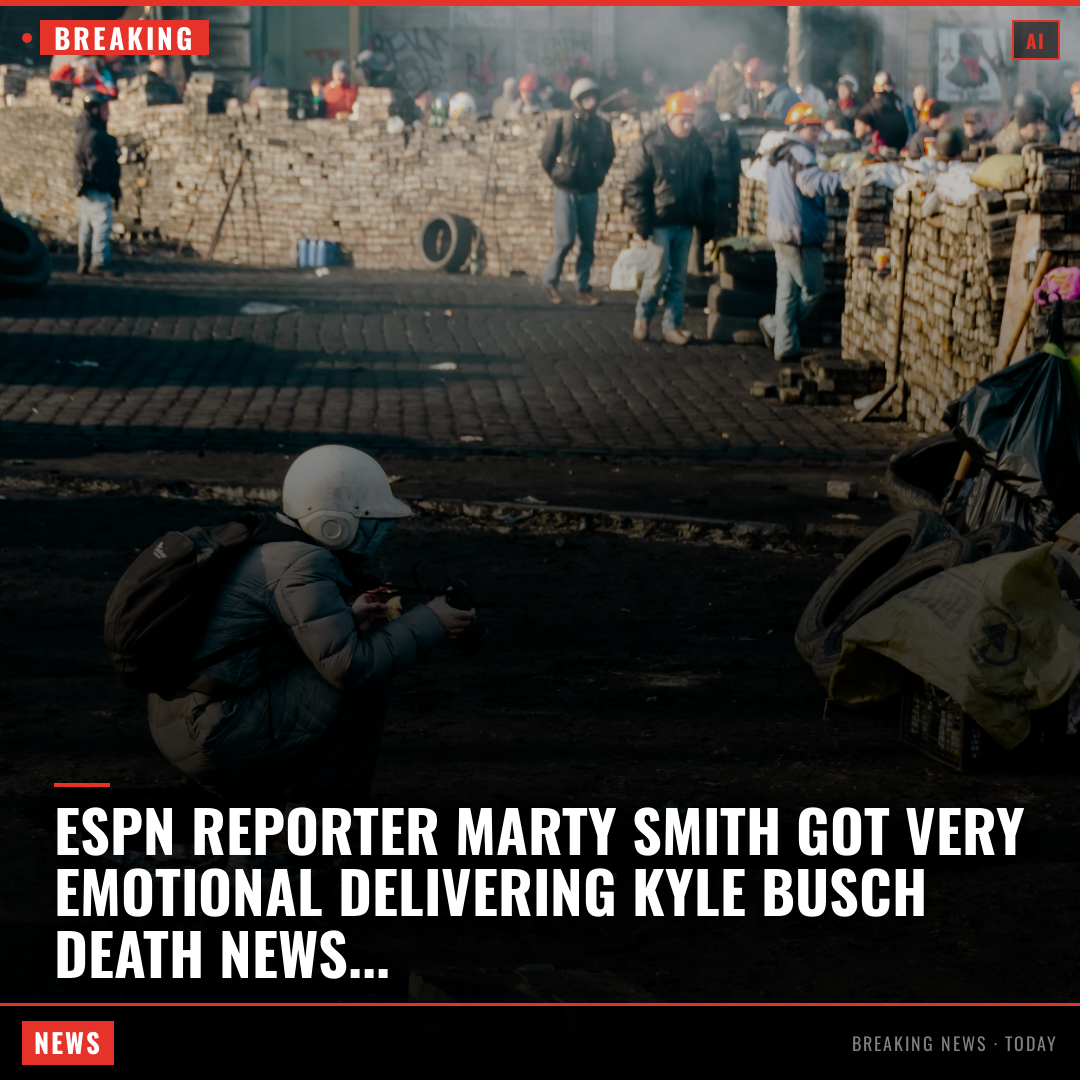 ESPN reporter Marty Smith got very emotional delivering Kyle Busch death news ESPN reporter Marty Smith was visibly emotional while discussing Kyle Bu